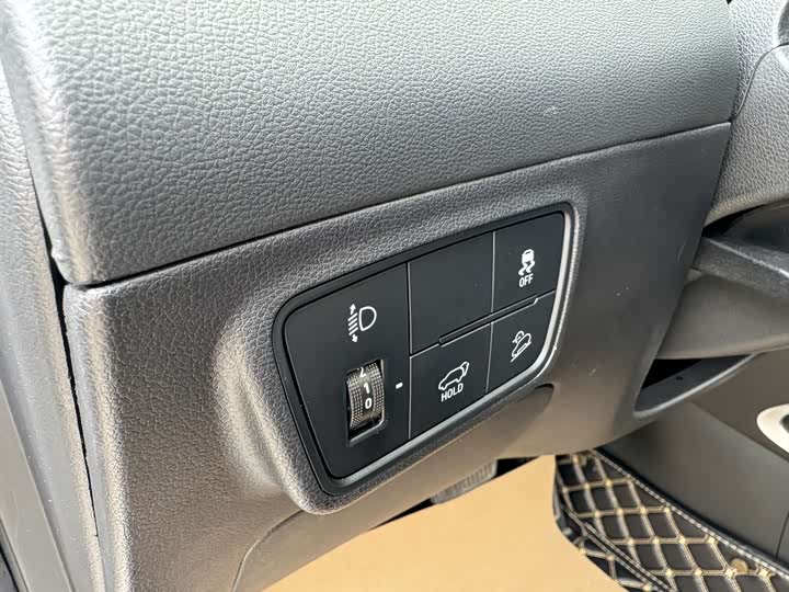 Фото 10 - Hyundai Tucson L