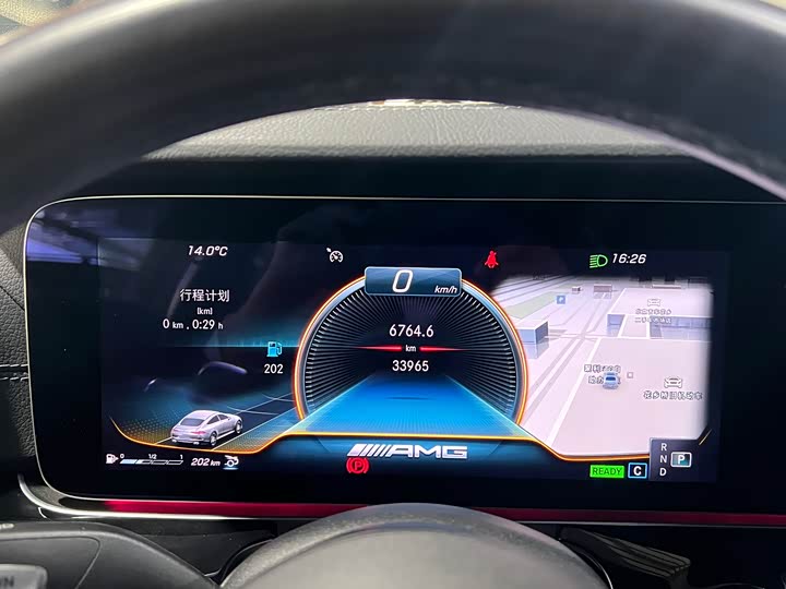 Фото 17 - Mercedes-Benz AMG GT