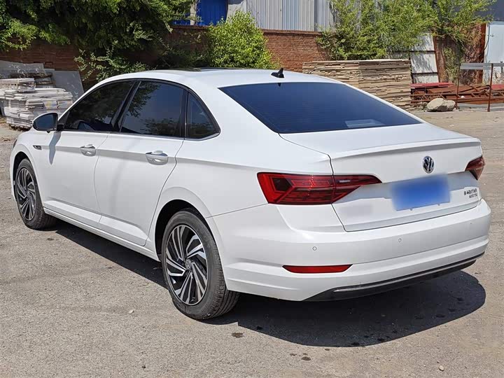 Фото 10 - Volkswagen Sagitar L