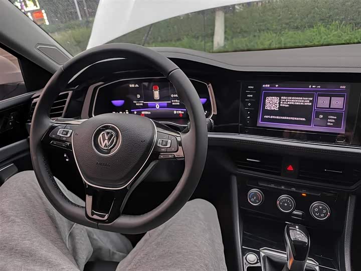 Фото 15 - Volkswagen Sagitar L