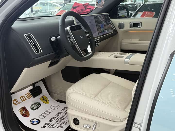 Фото 10 - LiXiang L6