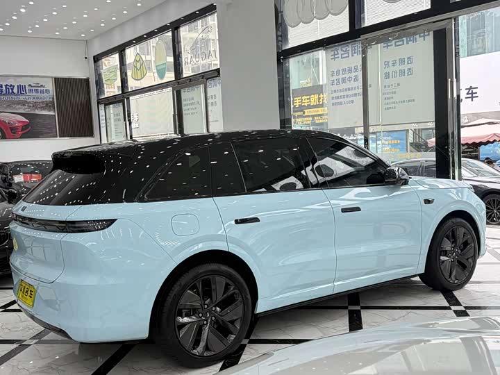 Фото 15 - LiXiang L6