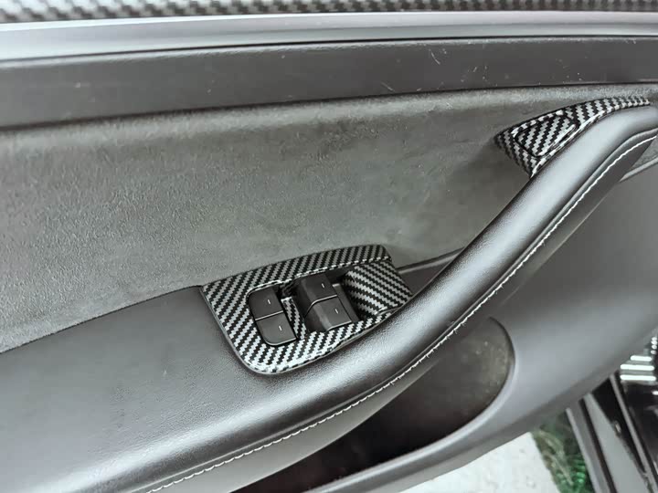 Фото 16 - Tesla Model Y