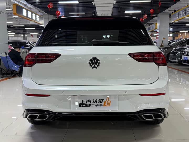 Фото 8 - Volkswagen Golf