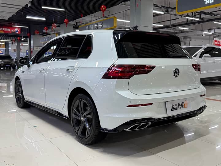 Фото 9 - Volkswagen Golf