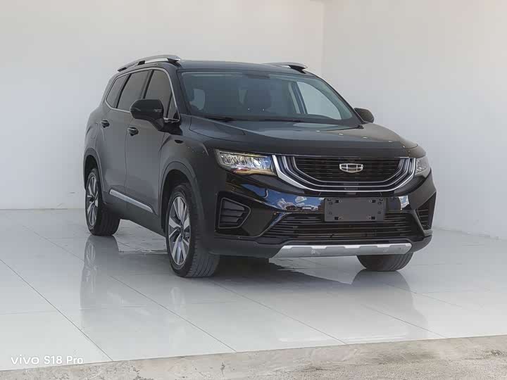 Фото 3 - Geely Okavango