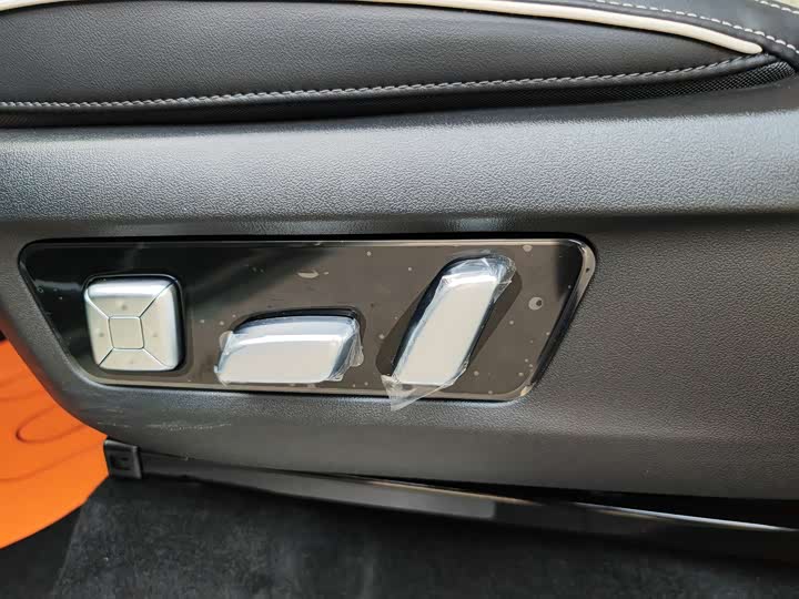 Фото 23 - Tank 300