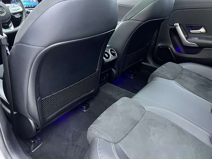 Фото 12 - Mercedes-Benz A-Class