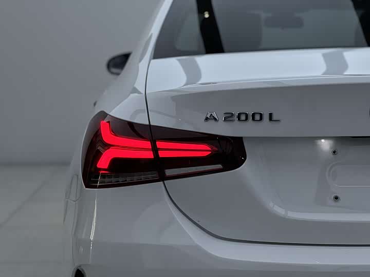 Фото 17 - Mercedes-Benz A-Class