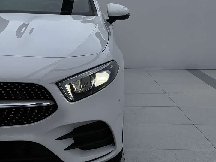 Фото 5 - Mercedes-Benz A-Class