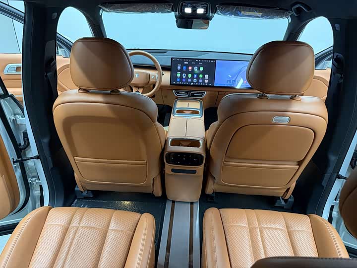 Фото 13 - Changan Deepal S09