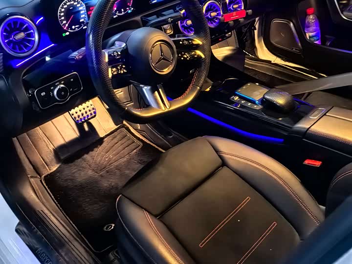 Фото 4 - Mercedes-Benz A-Class