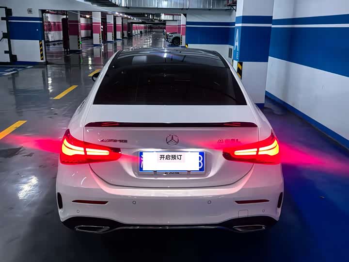 Фото 8 - Mercedes-Benz A-Class