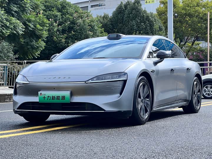 Фото 1 - Luxeed S7