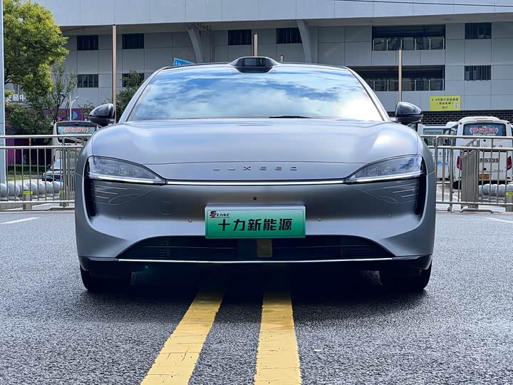 Фото 2 - Luxeed S7