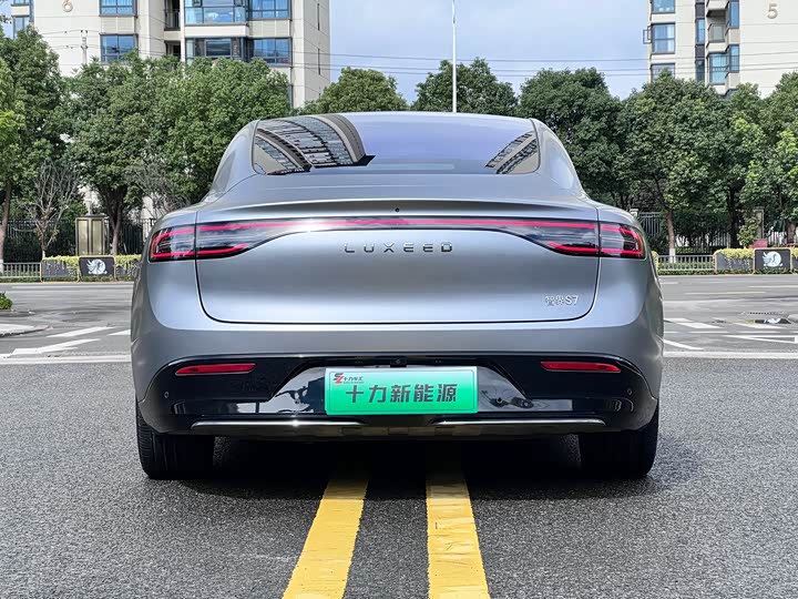 Фото 7 - Luxeed S7