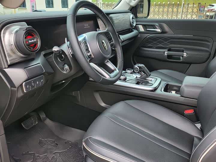 Фото 5 - Tank 300