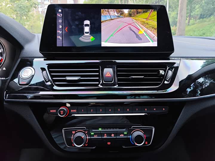 Фото 13 - BMW 1 Series