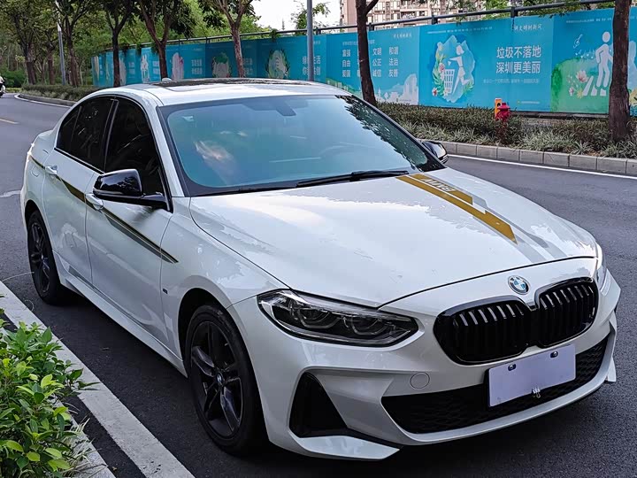 Фото 3 - BMW 1 Series