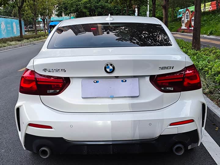 Фото 7 - BMW 1 Series