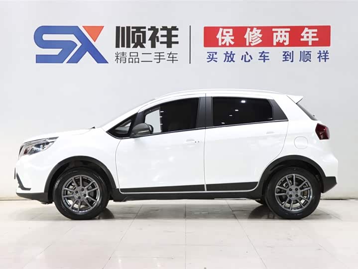 Фото 6 - Geely Vision X3