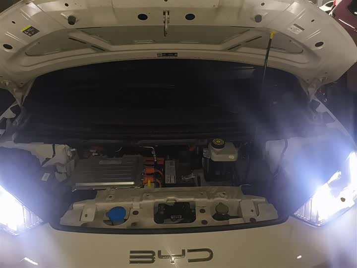 Фото 11 - BYD Seagull