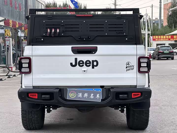 Фото 6 - Jeep Gladiator