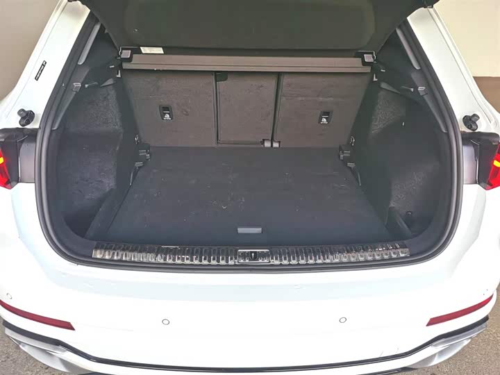 Фото 12 - Audi Q3