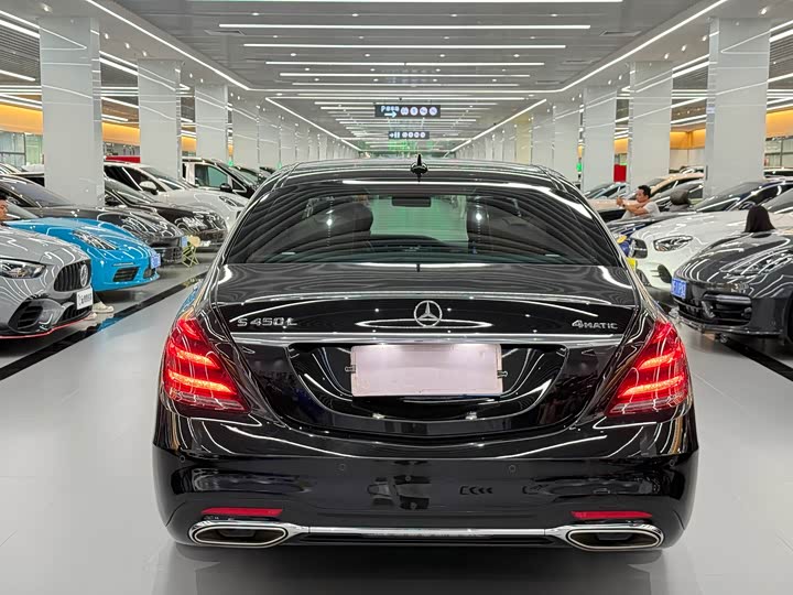 Фото 21 - Mercedes-Benz S-Class