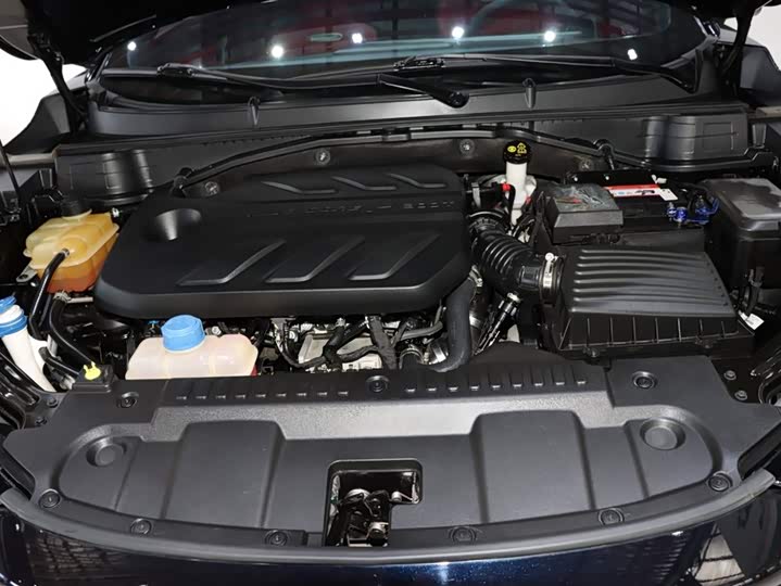 Фото 19 - Changan UNI-T