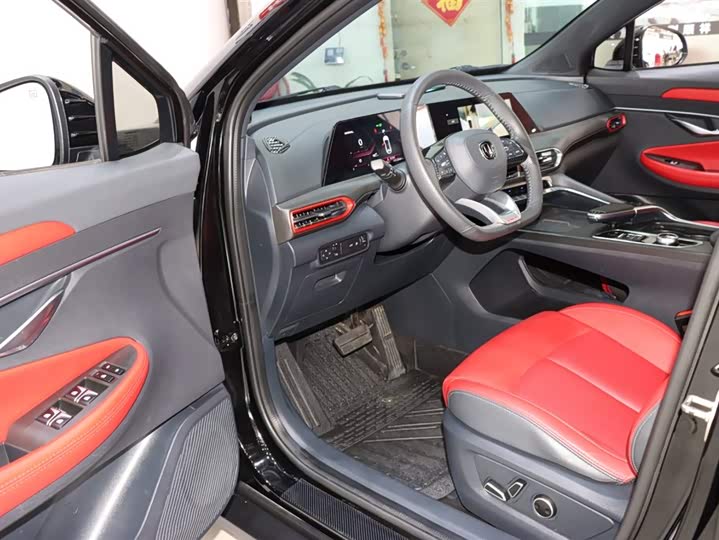 Фото 9 - Changan UNI-T