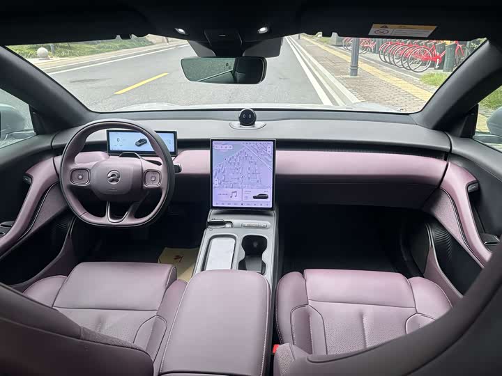 Фото 6 - Nio ET5T