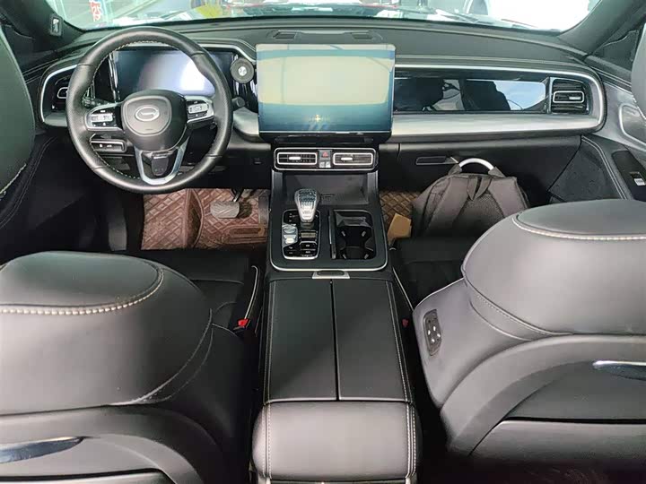 Фото 10 - GAC Trumpchi GS8