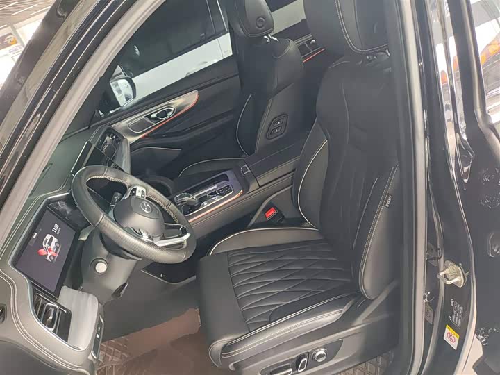 Фото 15 - GAC Trumpchi GS8