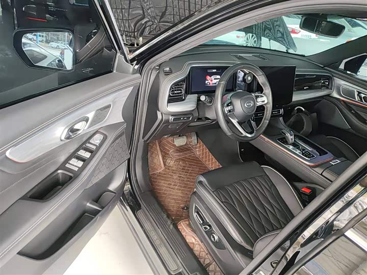 Фото 16 - GAC Trumpchi GS8