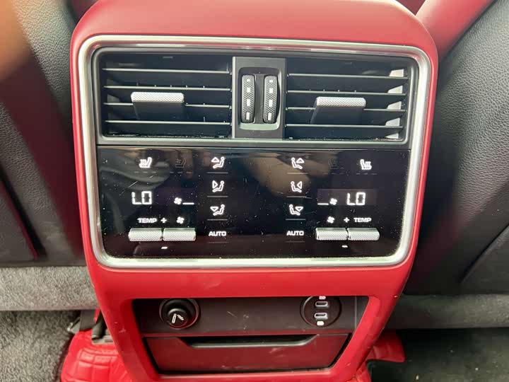 Фото 15 - Porsche Cayenne