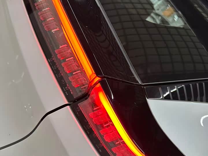 Фото 13 - Dongfeng Aeolus L7