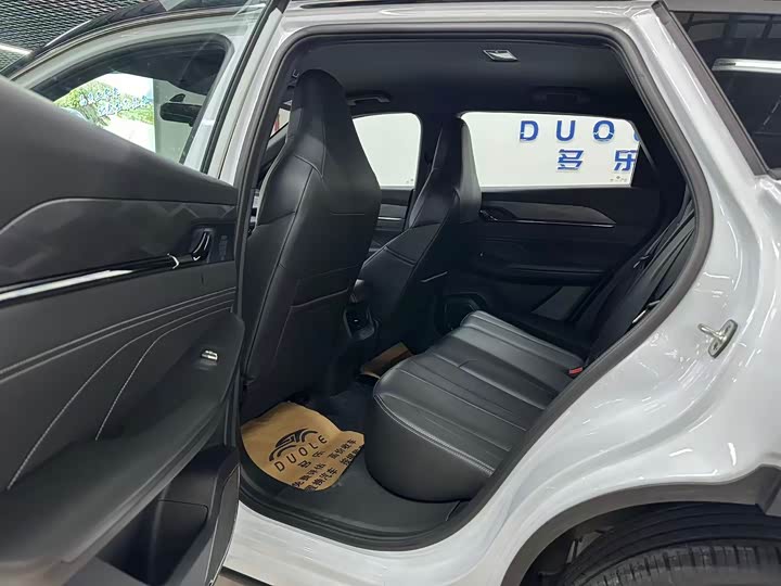 Фото 6 - Dongfeng Aeolus L7