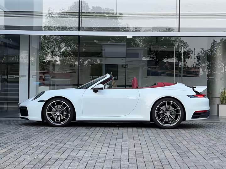 Фото 4 - Porsche 911