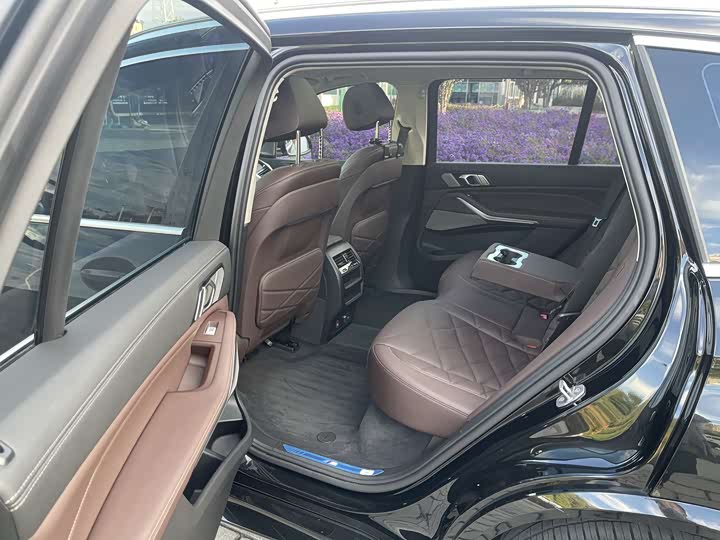 Фото 12 - BMW X5