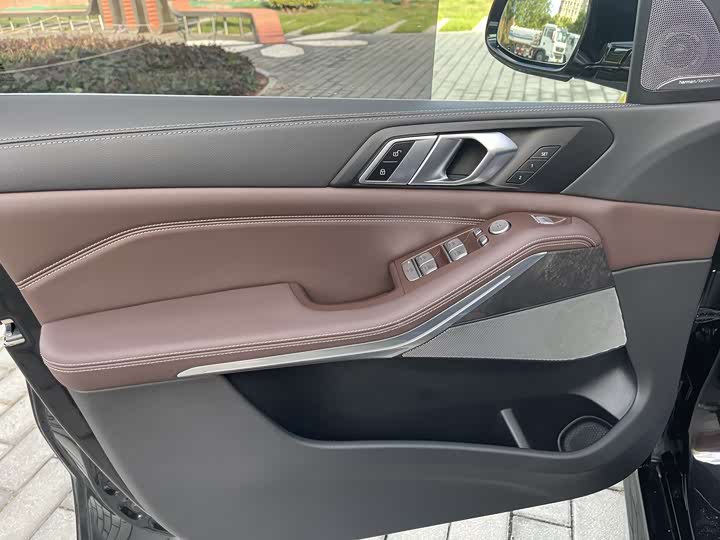 Фото 26 - BMW X5