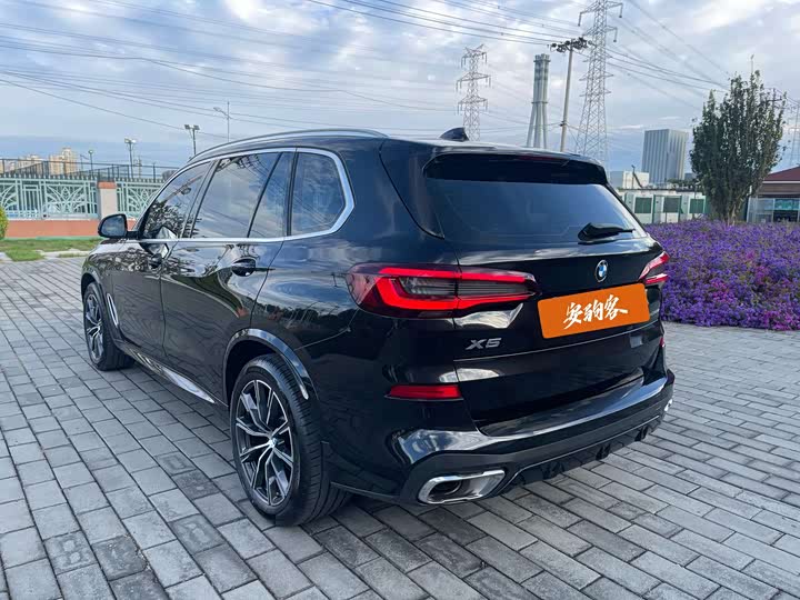 Фото 6 - BMW X5