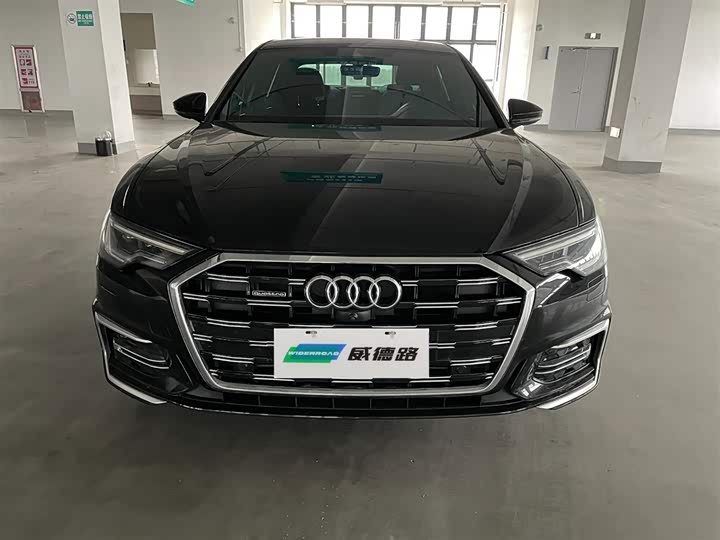 Фото 2 - Audi A6L