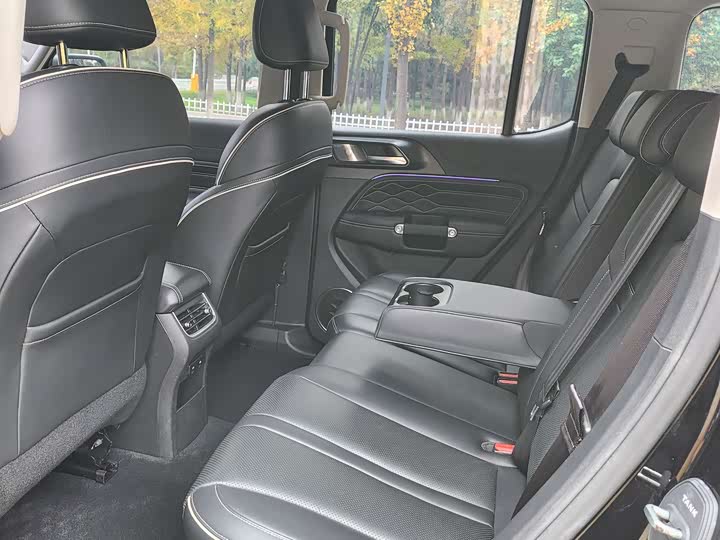 Фото 11 - Tank 300