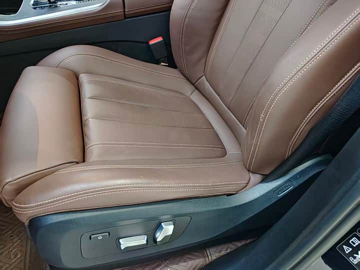 Фото 11 - BMW X5