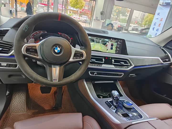 Фото 13 - BMW X5