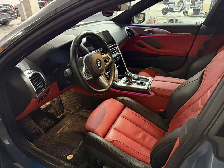 Фото 8 - BMW 8 Series