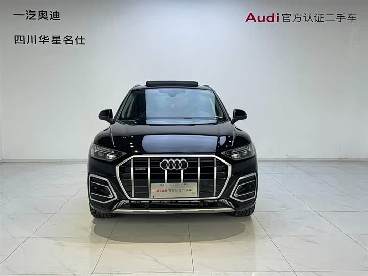 Фото 2 - Audi Q5L