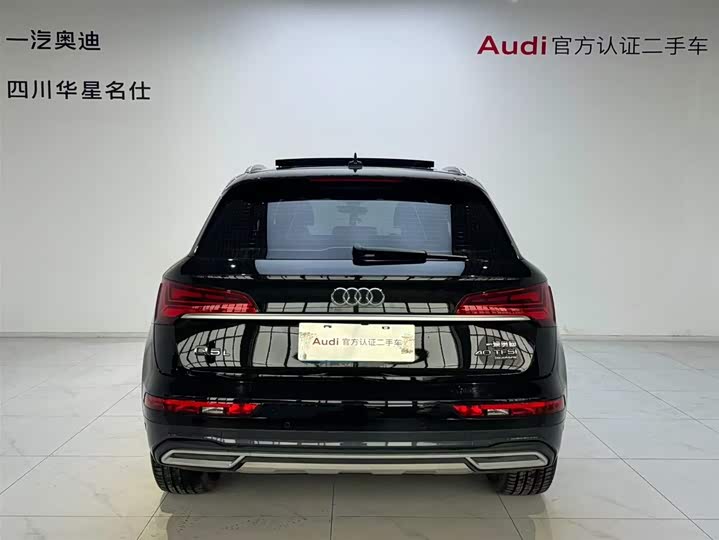 Фото 5 - Audi Q5L