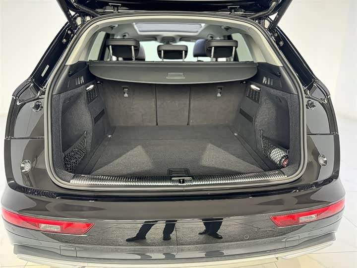 Фото 6 - Audi Q5L